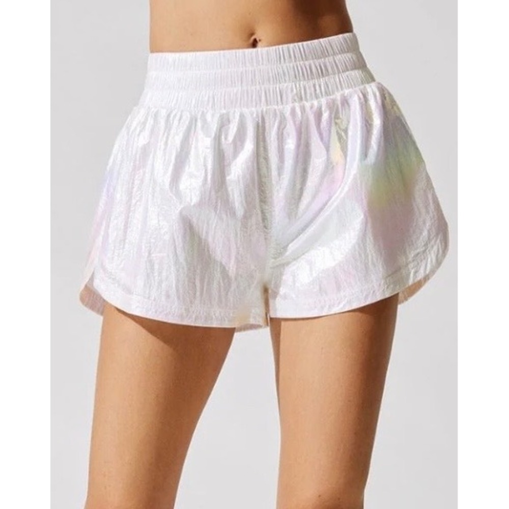 NWT Eleven by Venus Williams K-Swiss Light It Up Short Iridescent White Shorts